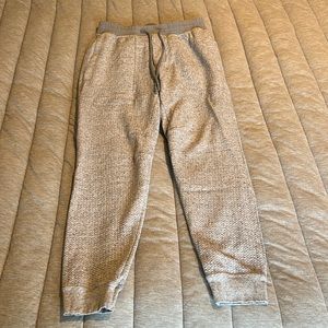 Lululemon At Ease Joggers Men’s medium